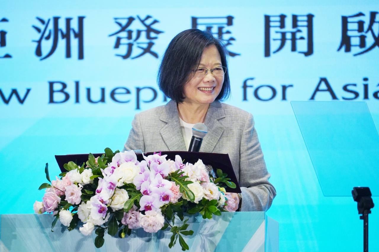 蔡英文總統出席第7屆「玉山論壇」開幕式致詞表示，台灣是面對區域挑戰的重要解方。