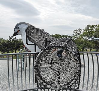 The playground at Taitung Forest Park in the eastern county of the same name incorporates bird-shaped elements into climbing structures. (Courtesy of PPFCC)