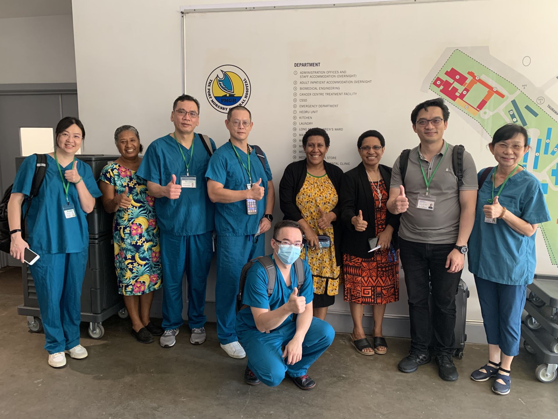 Group photo of the medical team and the director of the pathology department