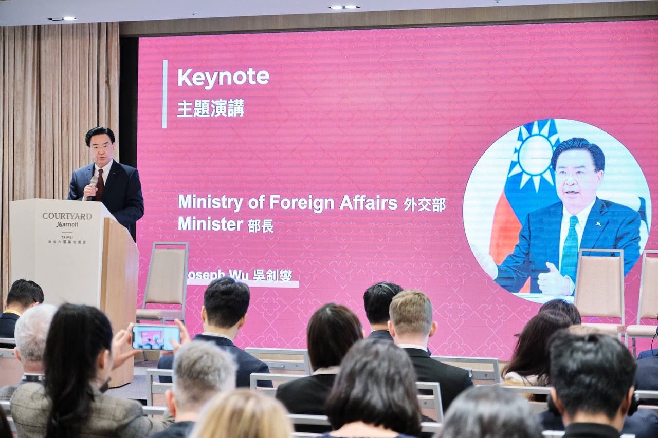 外交部長吳釗燮出席「2023年第五屆中國影響力網絡年會」開幕式。