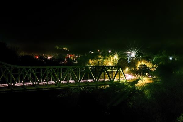 Kaohsiung’s Liugui District has adopted Leotek’s Ecological Conservation Smart Lighting System, which has helped alleviate the problem of flying ants while still meeting residents’ lighting needs. (courtesy of Leotek)