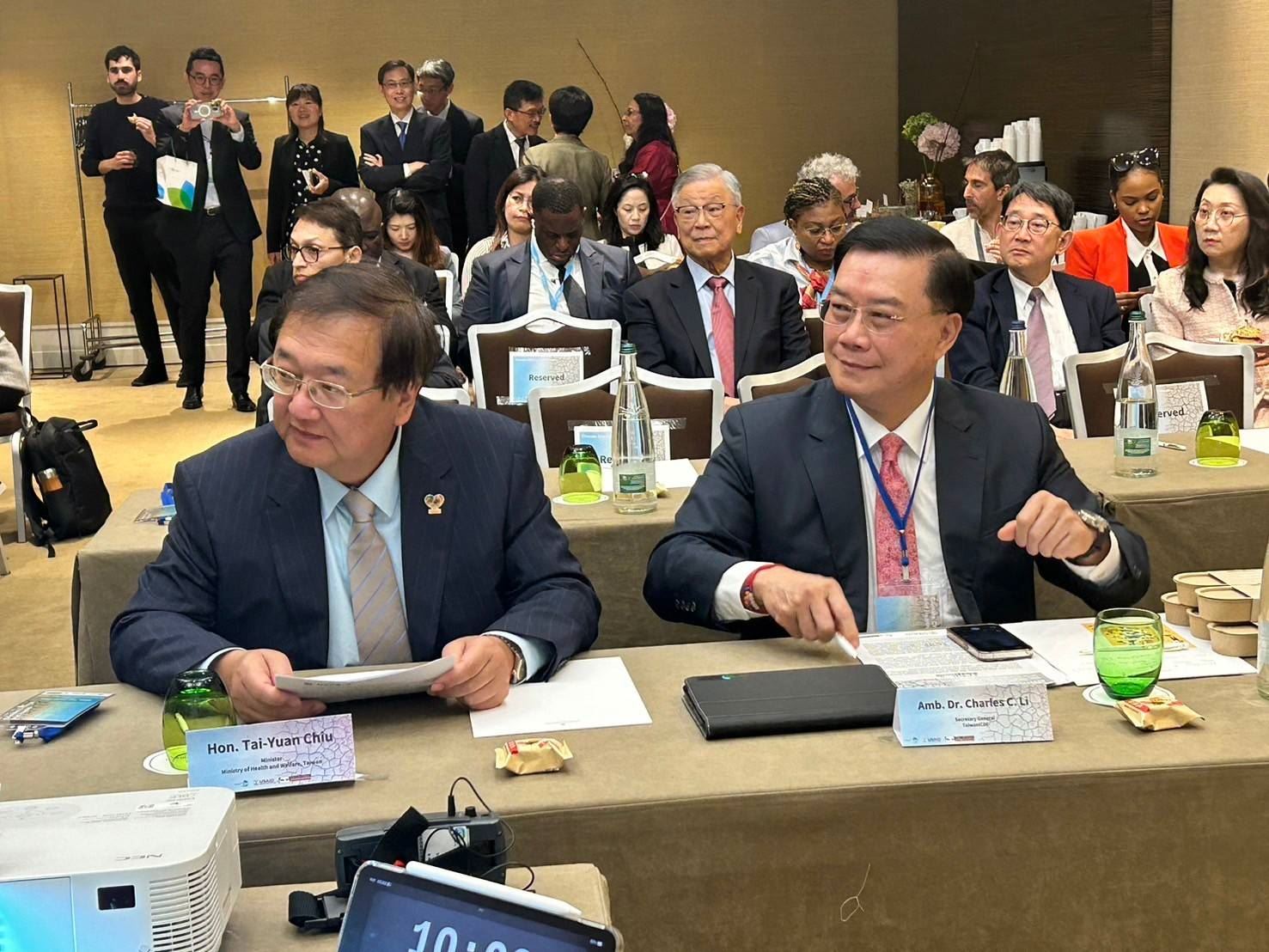 我國衛生福利部邱泰源部長出席論壇並於開幕致詞。