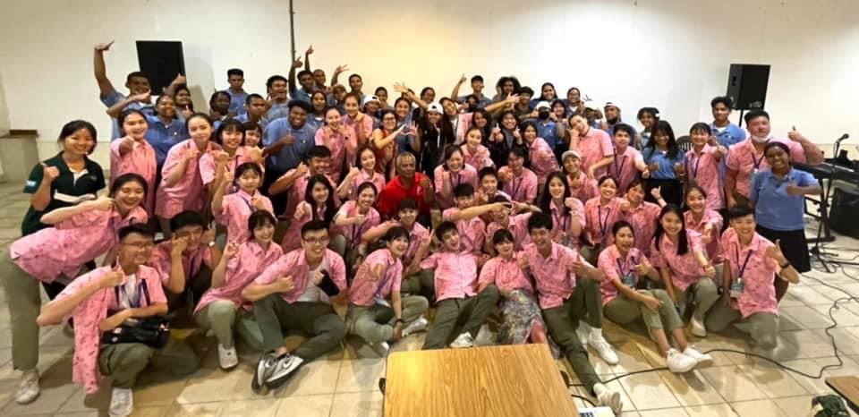 青年大使赴帛琉高中與學生交流，氣氛熱烈