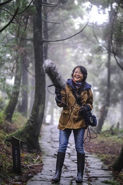 范欽慧在野地錄音的經歷中,感受寂靜的力量,盼以寂靜山徑為平台,讓更多人聆聽自然,領略生命的本質與喜悅。