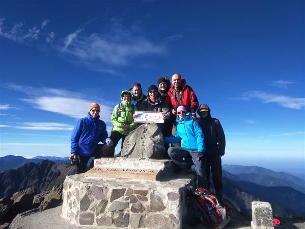 Yushan attracts mountaineering aficionados from home and abroad. (courtesy of Edison Tours)