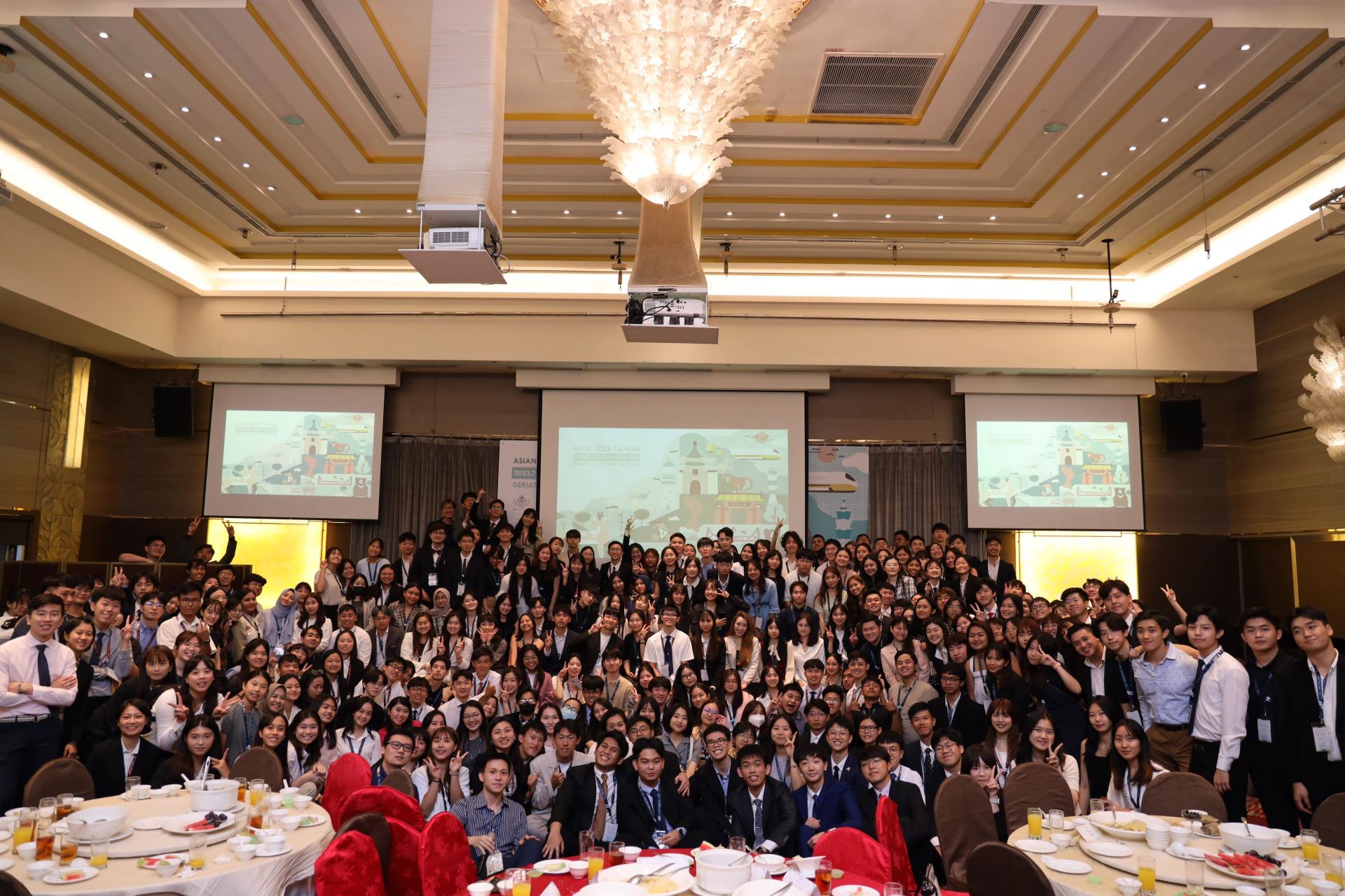 第44屆亞洲醫學生會議於台灣舉行，計200多位來自13個國家醫學生參與