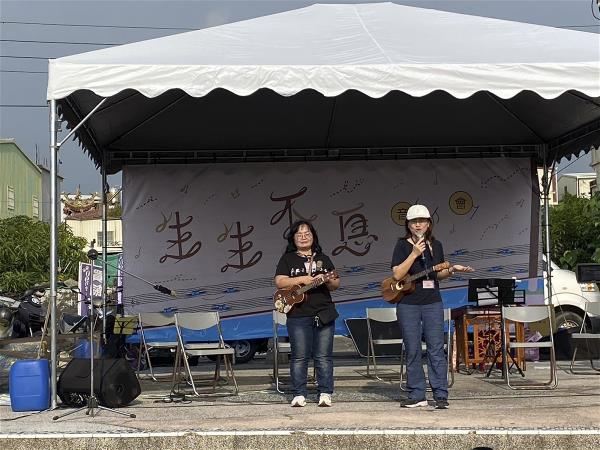 一場遠在柬埔寨的工作坊，竟成為點燃社區音樂會的熱情之火。（古淑薰提供）