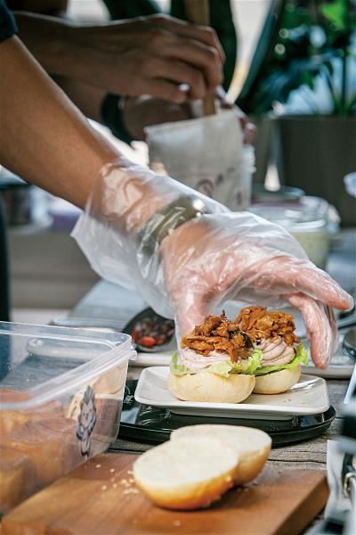 The Taiwan Vegetarian Nutrition Society has organized the Veg Friends Festival, offering vegetarian delicacies and showcasing the nutritional value of plant-based foods. (courtesy of TVNS)