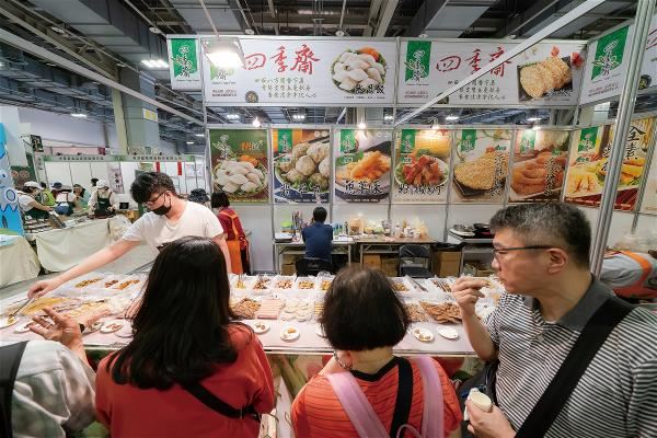 At the annual exhibition held by the International Vegan Industry Promotion Association in Taipei, we can observe the energy and diversity of Taiwan’s vegetarian food sector.
