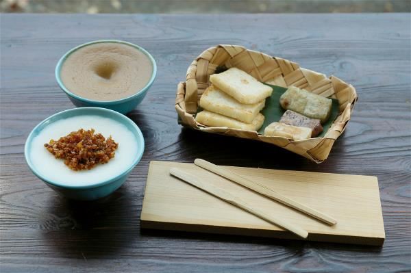 返鄉青年陳宜偲向客家阿婆學習做粄，並開設店面「晌午粄食」，傳承傳統滋味。