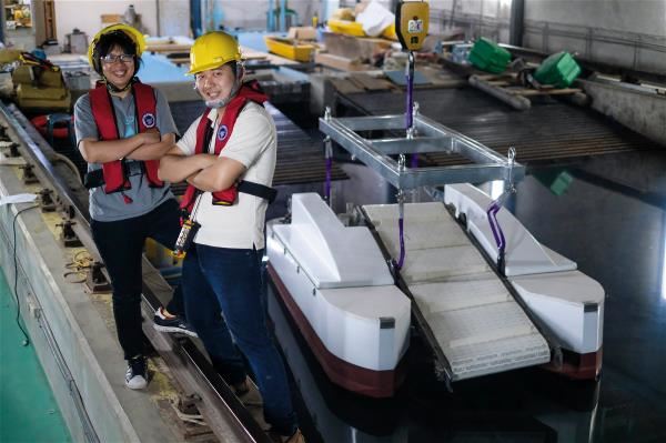 This trash skimmer, housed at NTU’s Ocean Engineering Lab, is generation 2.5, with upgraded functionality.