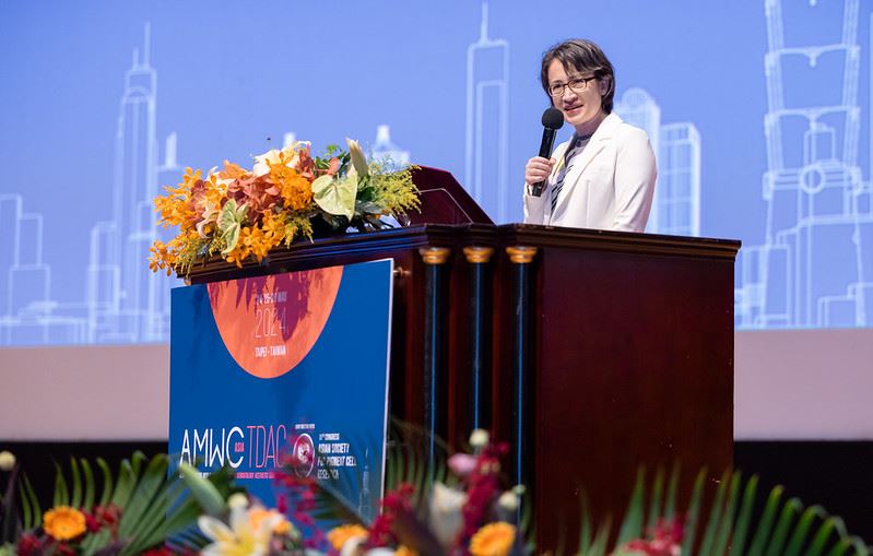 副總統出席「2024 AMWC Asia-TDAC臺灣皮膚科醫學會春季學術研討會」開幕活動,並致詞