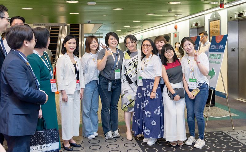 副總統出席「2024 AMWC Asia-TDAC臺灣皮膚科醫學會春季學術研討會」開幕活動