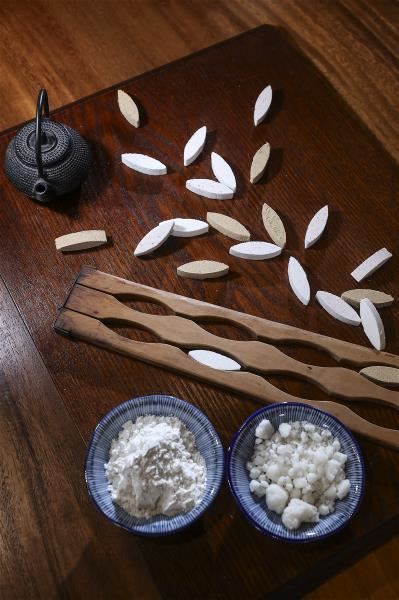 混合米和糖的米食,從過往追求止飢,逐漸發展為精緻、高雅的小巧點心。(林格立攝)
