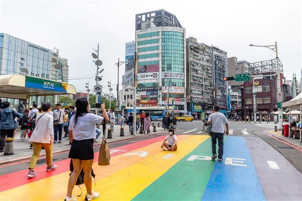 台灣是自由的國度,能自在地發聲,同志文學是台灣特別的文學風景。