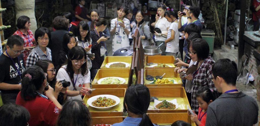 寶來檨仔腳文化共享空間以寶來陶、窯炊麵包、在地料理、染布及在地體驗行程為主要營運項目（照片來源：李婉玲）