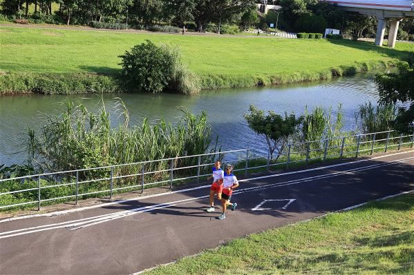 周林信（右）年初開始和洪國展（左）搭檔練習，為出賽立陶宛做準備。