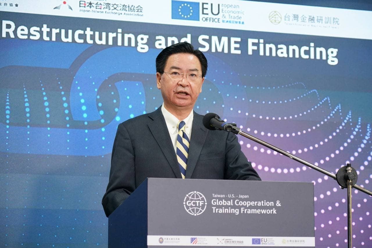 外交部長吳釗燮出席GCTF「供應鏈重組暨中小企業金融」線上國際研討會開幕式並致詞。
