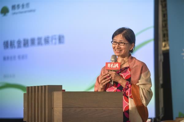 淨零減碳勢在必行，程淑芬善用資金的力量，督促企業低碳轉型。（莊坤儒攝）