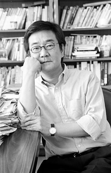 初安民提供