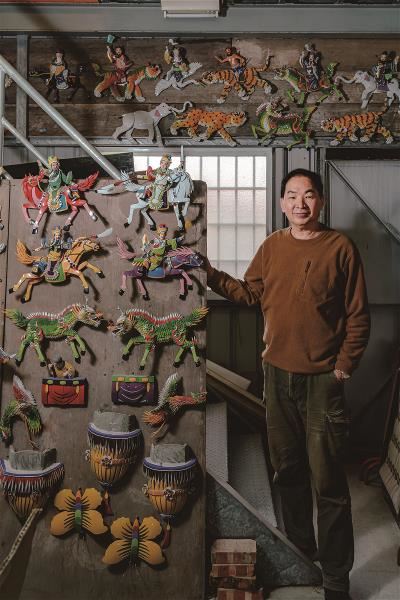 葉明吉從父親葉進祿手中接下家業，發揚剪黏工藝是他心之所向。