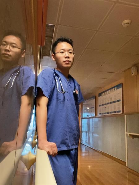 青年助攻，改變發生：年輕醫師江卓鴻