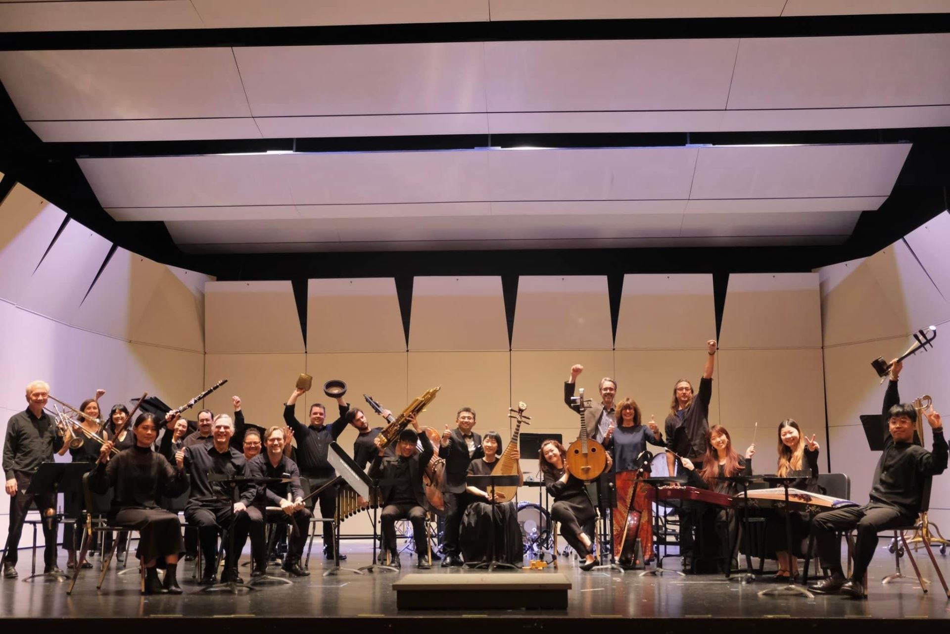 小巨人絲竹樂團赴美國參加「Outside The Box新音樂節」及威斯康辛大學歐克萊爾分校「國際表演藝術駐校計畫」