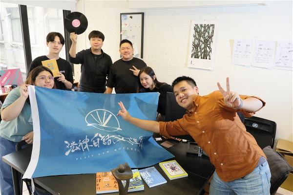 「法白」成員非常年輕，青春熱血投入法律推廣運動，深受年輕人喜愛。