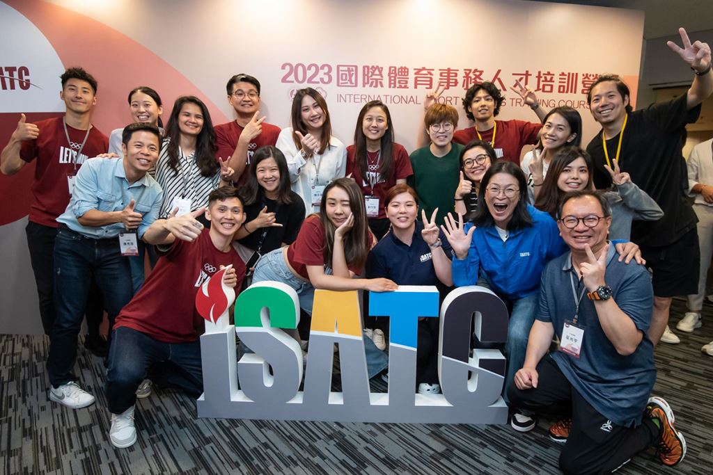 新訓學員合影。