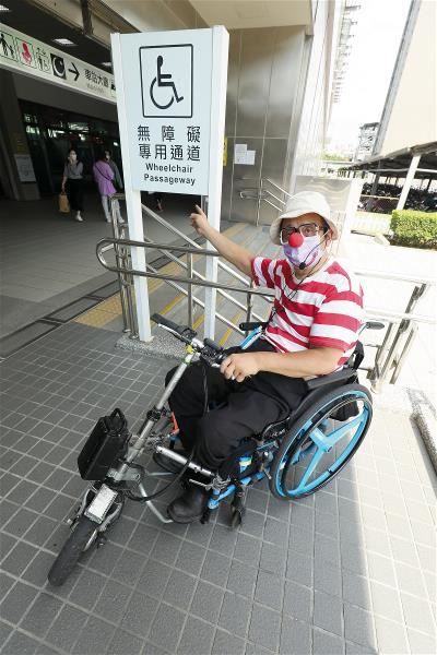 這幾年台灣的友善設施越來越進步，有助於身心障礙者走入社會。