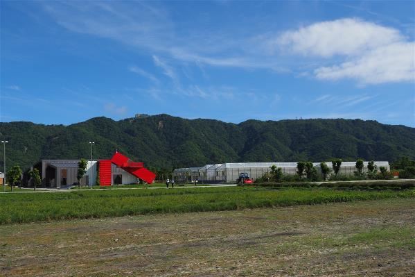 Hualien County has the largest land area growing organic rice in Taiwan.