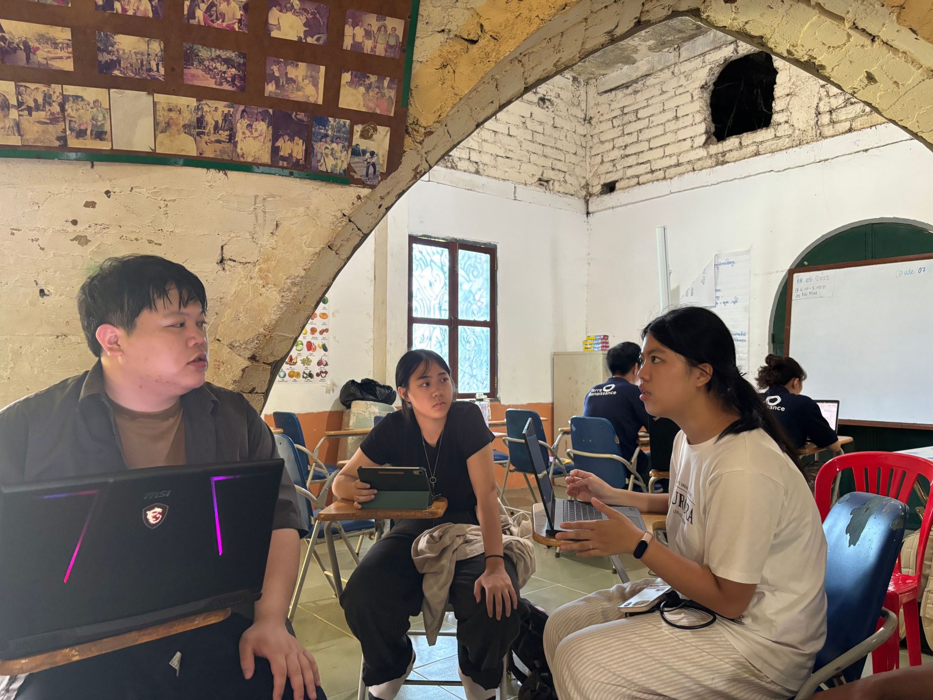 推動偏鄉交通車計畫的學員，針對計畫的可行性做進一步討論