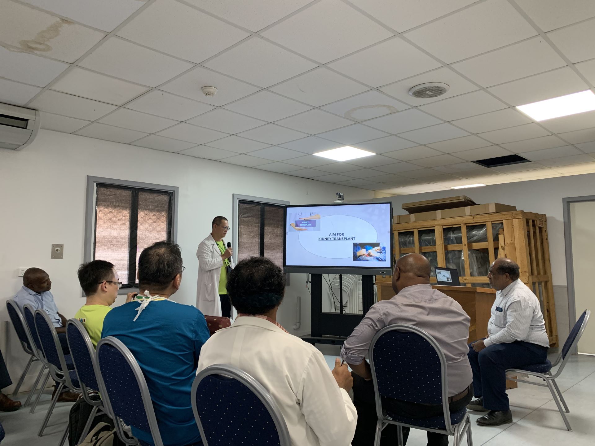 Urologist Dr. Chen shares his experience in kidney transplantation