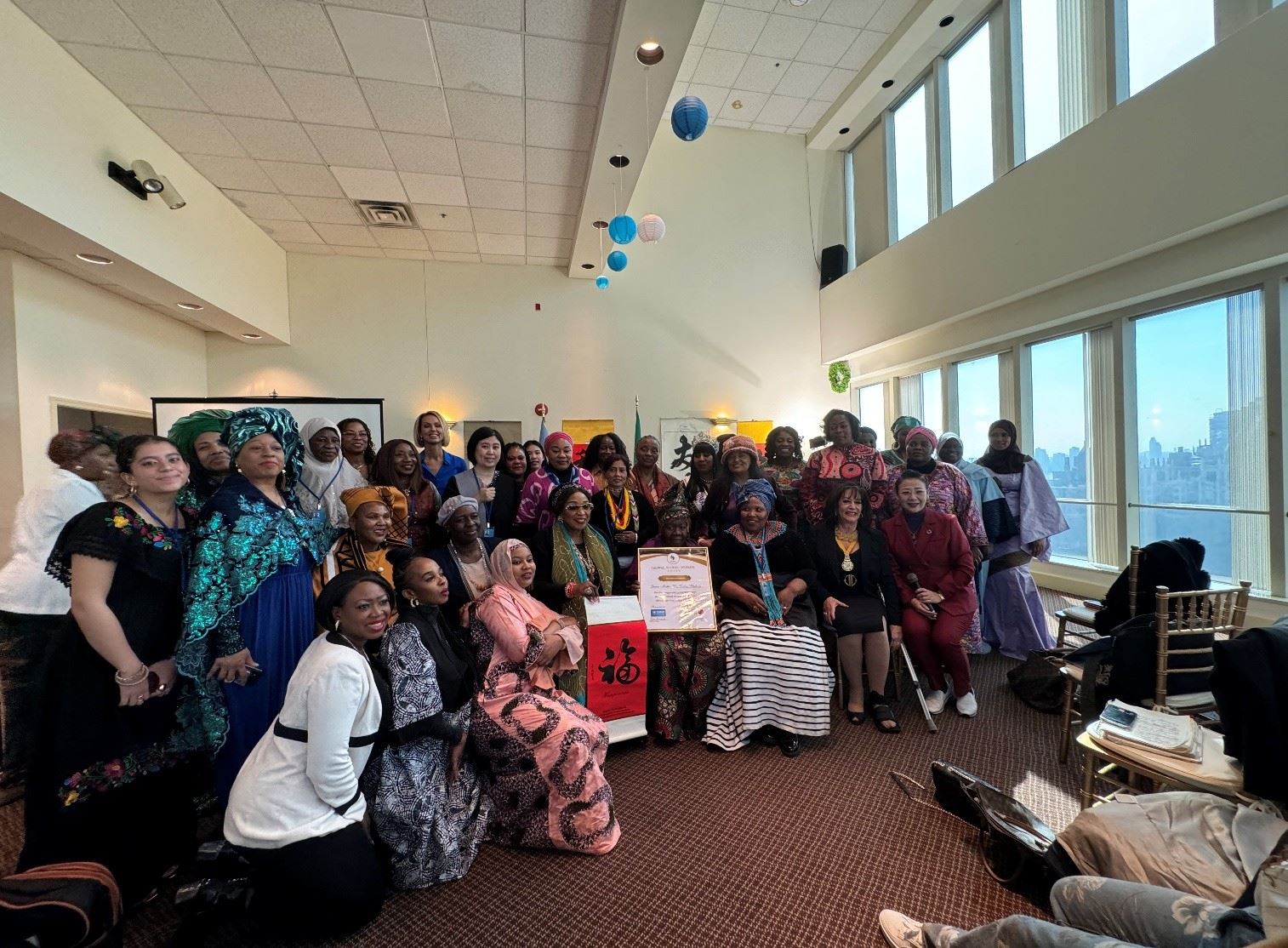 21台南市粉紅花木蘭協會赴美國舉辦「亞非女性國際交流計畫:全球領袖高峰論壇與卓越女性頒獎典禮晚宴」