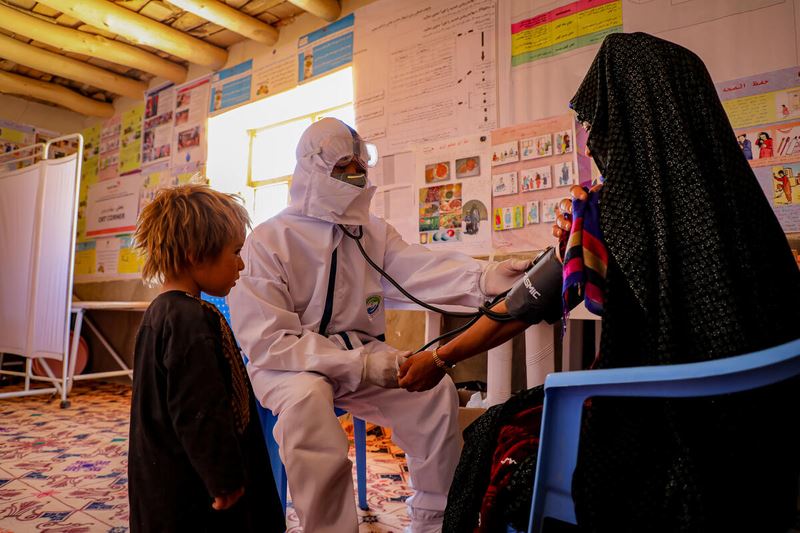 阿富汗展望會工作人員仍堅守崗位，待境內安全狀況許可，即會重啟救援行動，為最脆弱的兒童及人民提供糧食飲水、衛生物資和兒童保護等服務(台灣世界展望會提供)