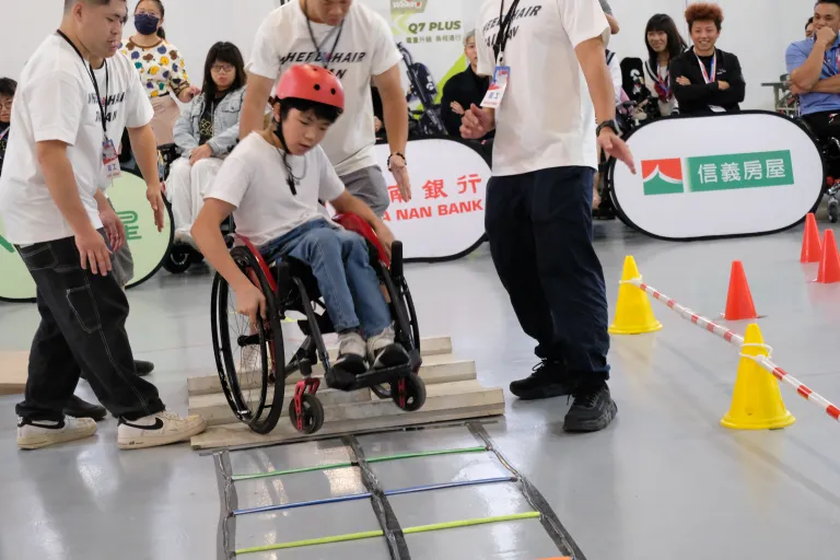 為求公平性，2025輪椅障礙賽新增青少年組，讓青年、兒童也能享受比賽。圖片提供：台灣輪椅人協會