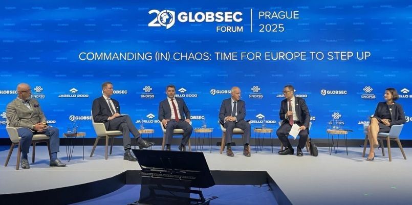 Deputy Minister of Foreign Affairs Chen Ming-chi (second right) discusses ways to establish a deterrence framework in the Indo-Pacific with defense, foreign affairs and national security officials from Czechia, Estonia and Ukraine at the 2025 Globsec Forum June 13 in Prague. (MOFA)