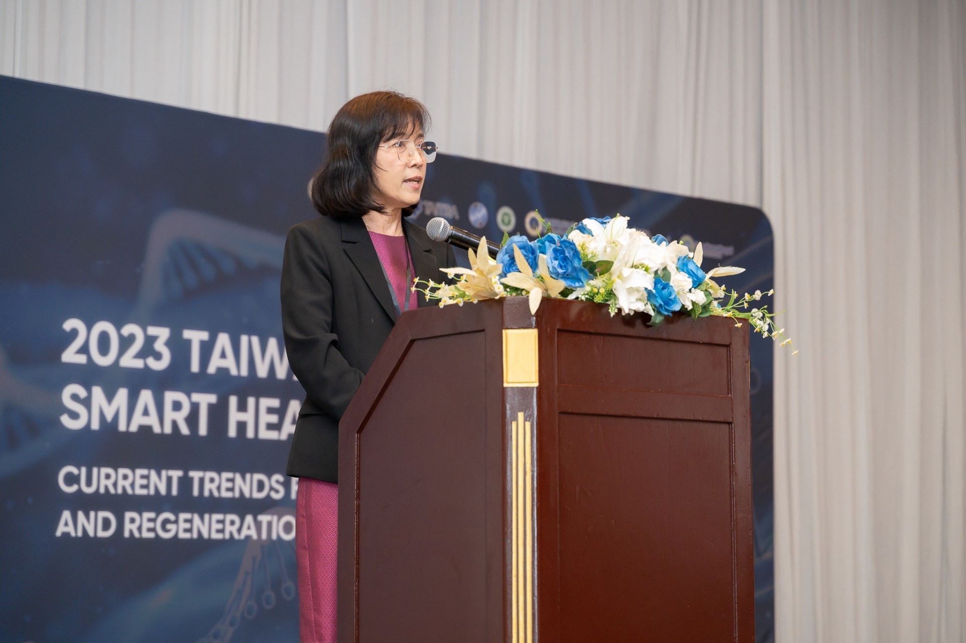 泰國護理局Ms. Armarapas Attachaiwat局長出席「2023臺泰智慧醫療國際研討會」開場致詞