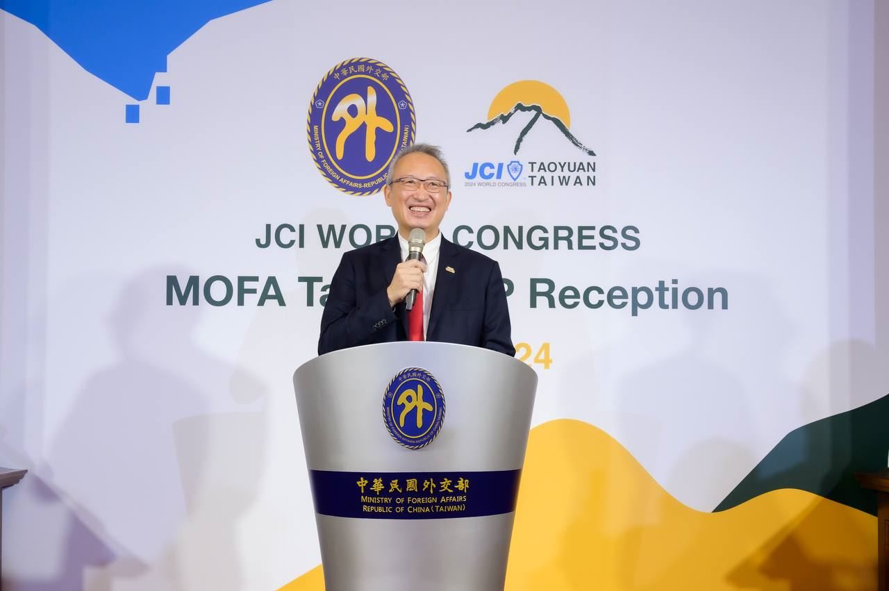 外交部政務次長吳志中致歡迎詞。