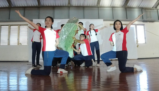 外交部國際青年大使於太平洋友邦吉里巴斯首都塔拉瓦(Tarawa)公演。