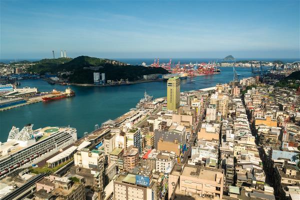 基隆是依海而生的城市,在歷史的進程中,基隆成為了解台灣重要的線索。